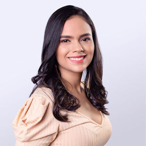 Meet your Posher, Carolina